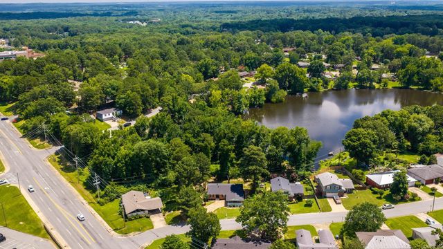 1205 Twin Lakes Drive, Little Rock, AR 72205