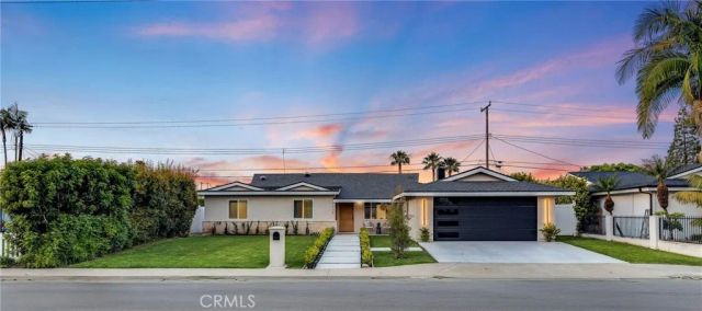 1608 Elm, Costa Mesa, CA 92626