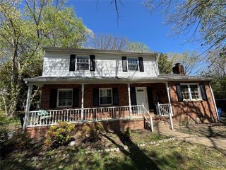 9514 Riddle Rd, Chesterfield, VA 23832