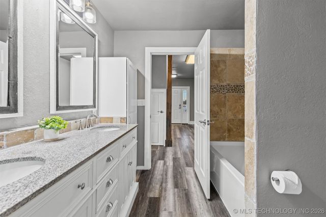 7810 State Road 70 E, Durant, OK 74701