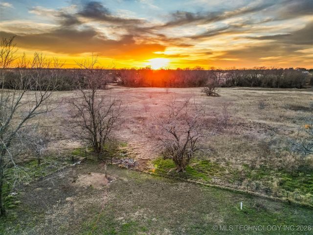 7810 State Road 70 E, Durant, OK 74701