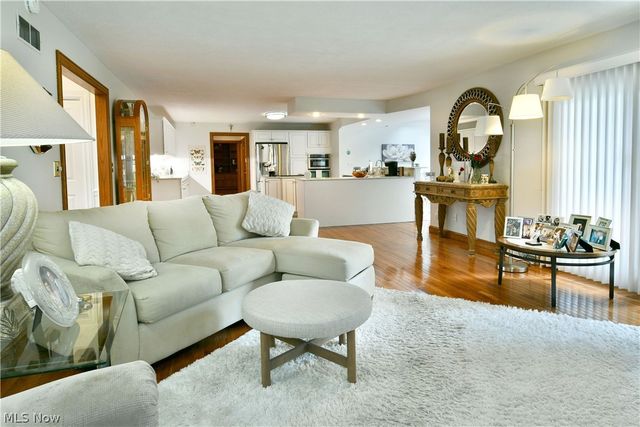 8965 South Street SE, Warren, OH 44484