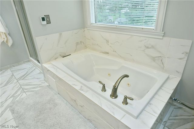 8965 South Street SE, Warren, OH 44484