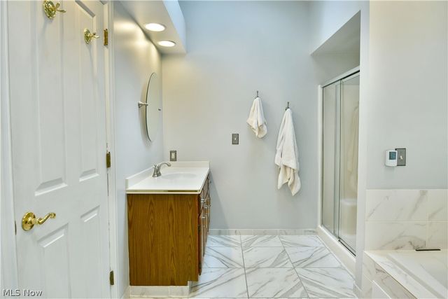 8965 South Street SE, Warren, OH 44484