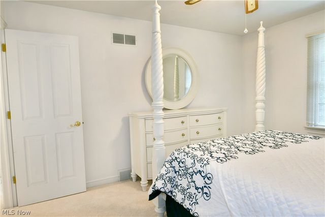 8965 South Street SE, Warren, OH 44484