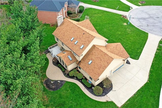 8965 South Street SE, Warren, OH 44484