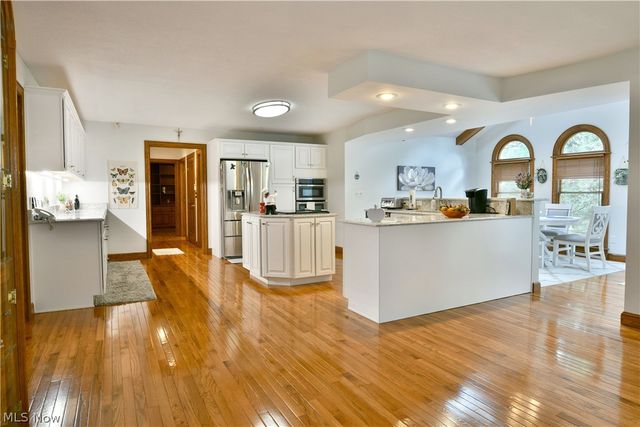 8965 South Street SE, Warren, OH 44484