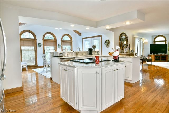 8965 South Street SE, Warren, OH 44484