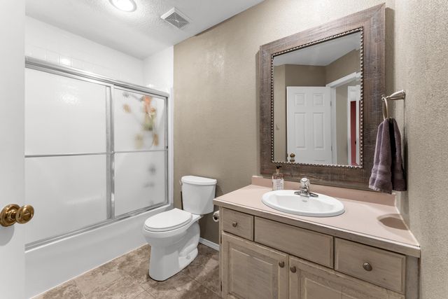 1420 West Deerfield Street, Springfield, MO 65807