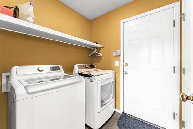 1420 West Deerfield Street, Springfield, MO 65807