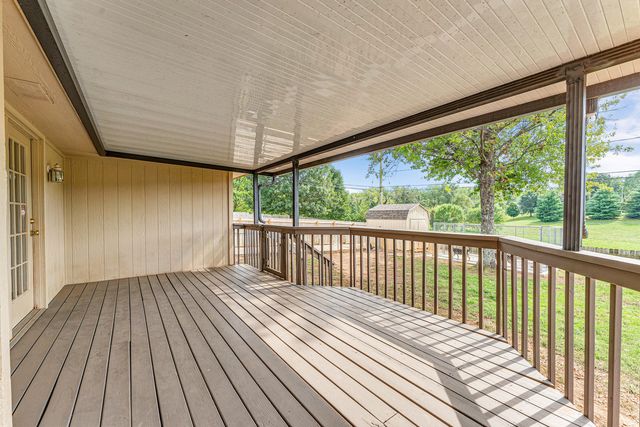 1420 West Deerfield Street, Springfield, MO 65807