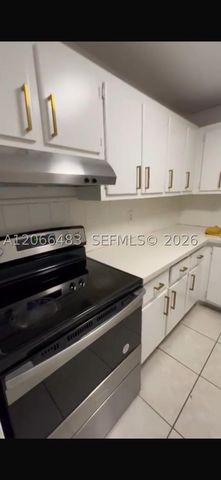 15225 NE 6th Ave B310, Miami, FL 33162