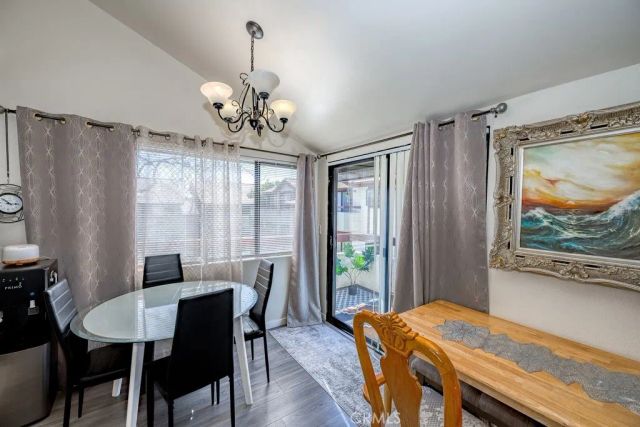 27919 Sarabande 422, Canyon Country, CA 91387