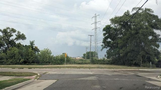 7120 Ternes, Dearborn, MI 48126