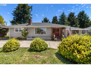 2408 N COLLEGE St, Newberg, OR 97132