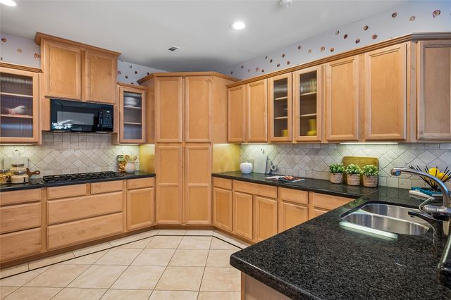 5829 Preston Valley Drive, Dallas, TX 75240