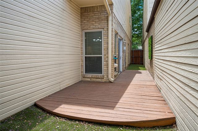 5829 Preston Valley Drive, Dallas, TX 75240