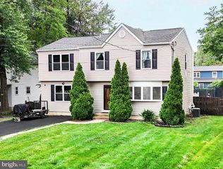 395 IVY ST, Warminster, PA 18974