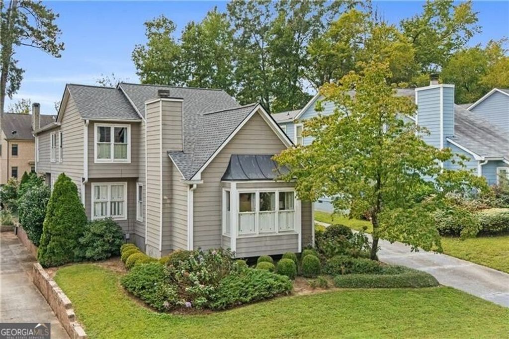 1055 Club Place NE, Atlanta, GA 30319 — photo 2