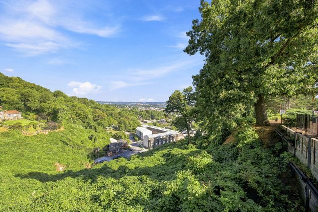 1131 Stringers Ridge Road 1y, Chattanooga, TN 37405