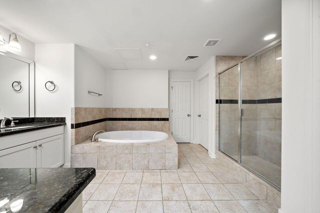 914 Main Street 1603, Houston, TX 77002