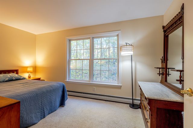 386 Gage Hill Road, Hopkinton, NH 03229