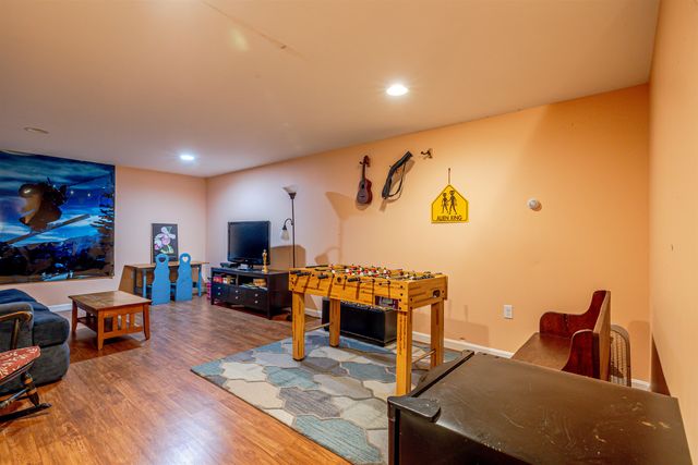 386 Gage Hill Road, Hopkinton, NH 03229
