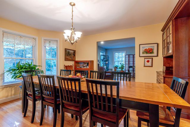 386 Gage Hill Road, Hopkinton, NH 03229