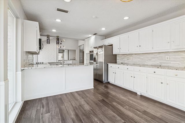 16801 Brushfield Drive, Dallas, TX 75248