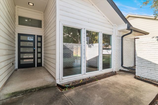 16801 Brushfield Drive, Dallas, TX 75248