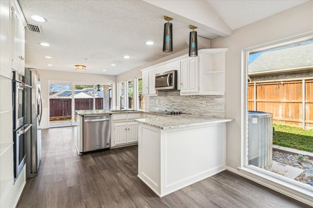 16801 Brushfield Drive, Dallas, TX 75248