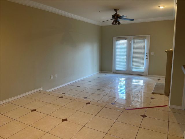 2400 Mccue Road 430, Houston, TX 77056