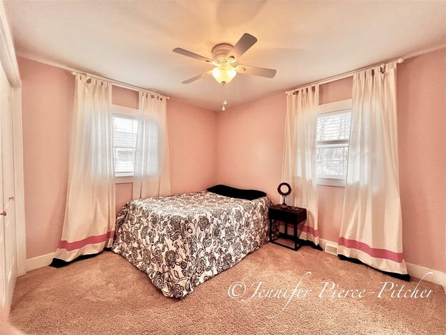 7439 Eastlane Avenue, Jenison, MI 49428