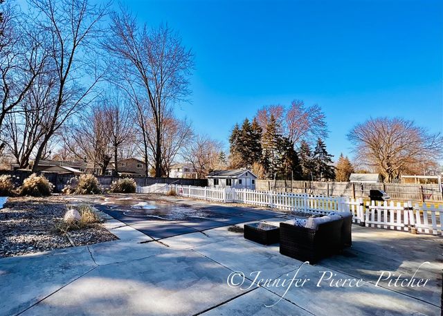 7439 Eastlane Avenue, Jenison, MI 49428