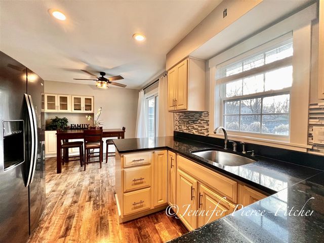 7439 Eastlane Avenue, Jenison, MI 49428