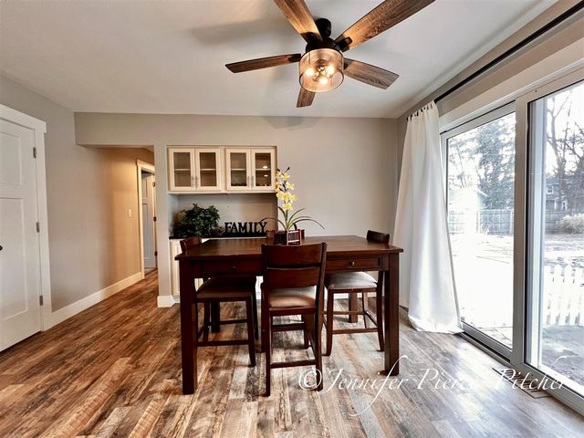 7439 Eastlane Avenue, Jenison, MI 49428