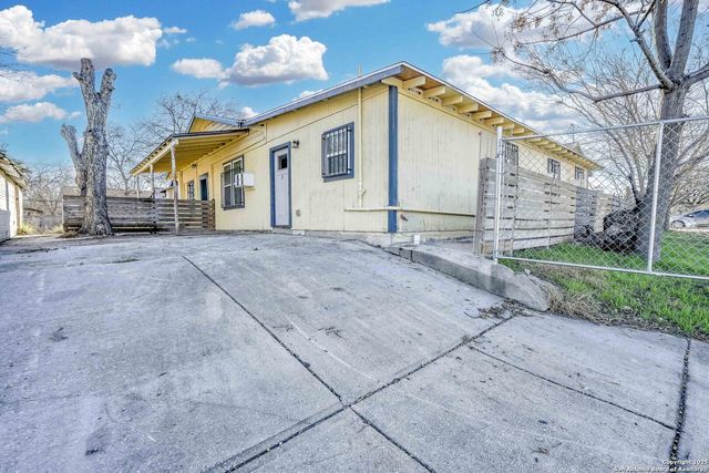 1114 S San Marcos, San Antonio, TX 78207