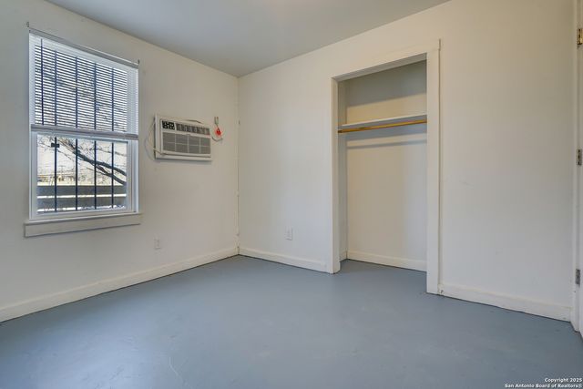 1114 S San Marcos, San Antonio, TX 78207