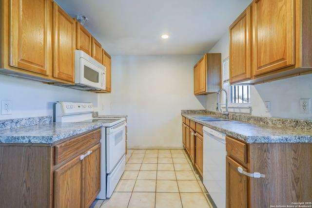 1114 S San Marcos, San Antonio, TX 78207