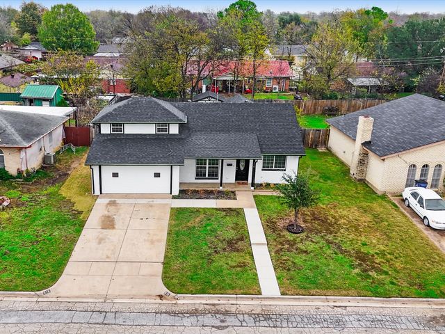 916 Kelley Drive, Everman, TX 76140