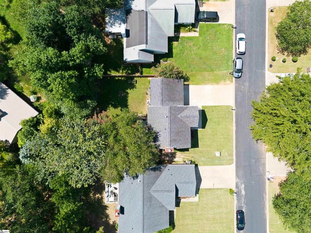 118 Glen Willow Court, Greer, SC 29650