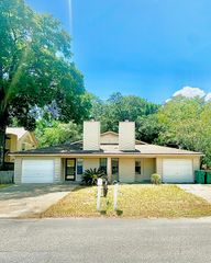 818 Roy Street, A, Fort Walton Beach, FL 32547