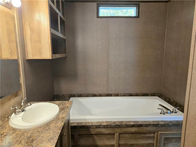 304 S. Moore Street, Caldwell, TX 77836