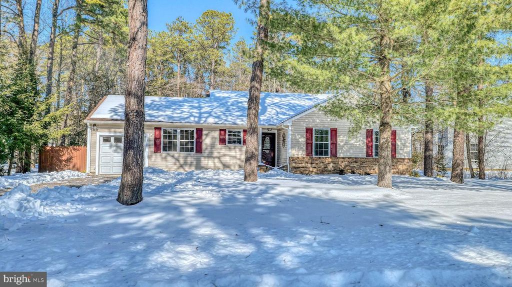 13 FOUR CROWN ROYAL, Marlton, NJ 08053