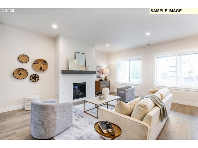 16245 Nw HOLMAN Way L102, Portland, OR 97229