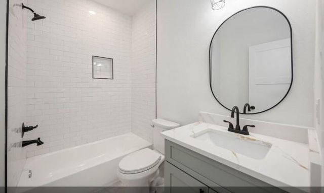 4501 Newberry Street B, Houston, TX 77051