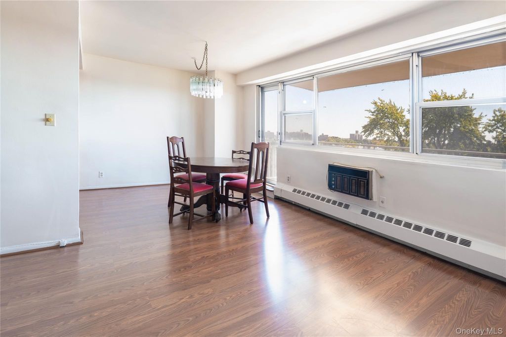 52-30 39th Drive 7F, Woodside, NY 11377