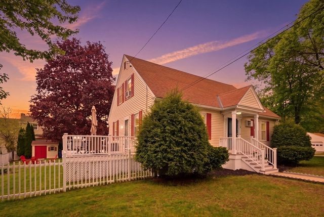 10 Gloucester St, Methuen, MA 01844