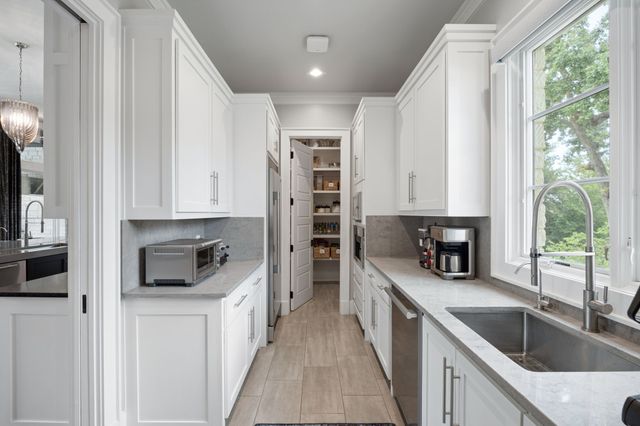 1203 Perdenalas Trail, Westlake, TX 76262