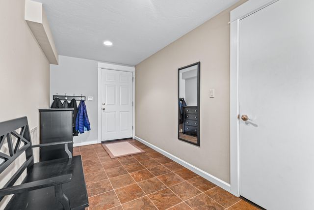 736 Frances Lane, Ashland, OR 97520